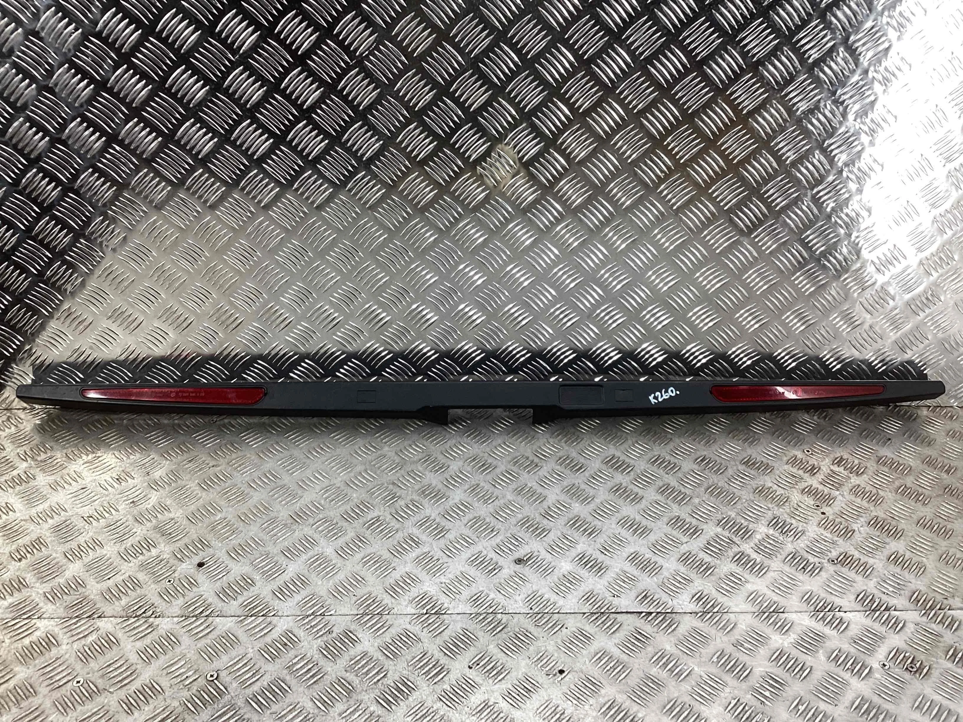 Накладка двери (крышки) багажника BMW X5 (E53) 1999-2003  2001 3,0 Дизель АКПП Внедорожник