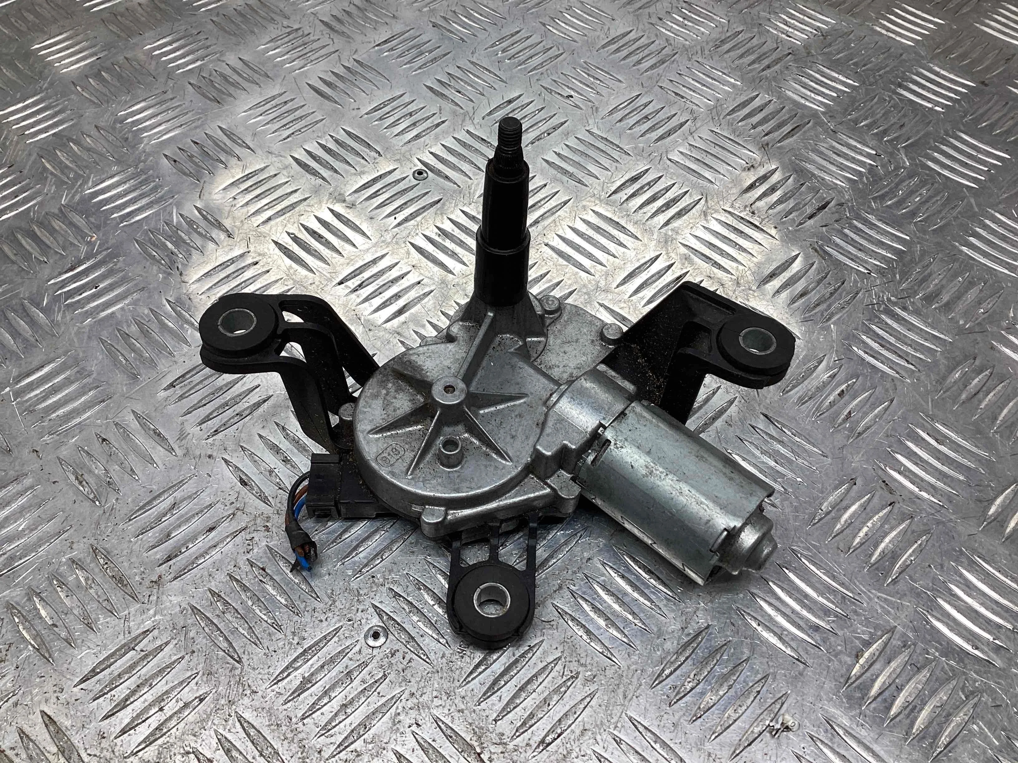 Моторчик заднего стеклоочистителя (дворника) Opel Astra H 2004-2007 2005