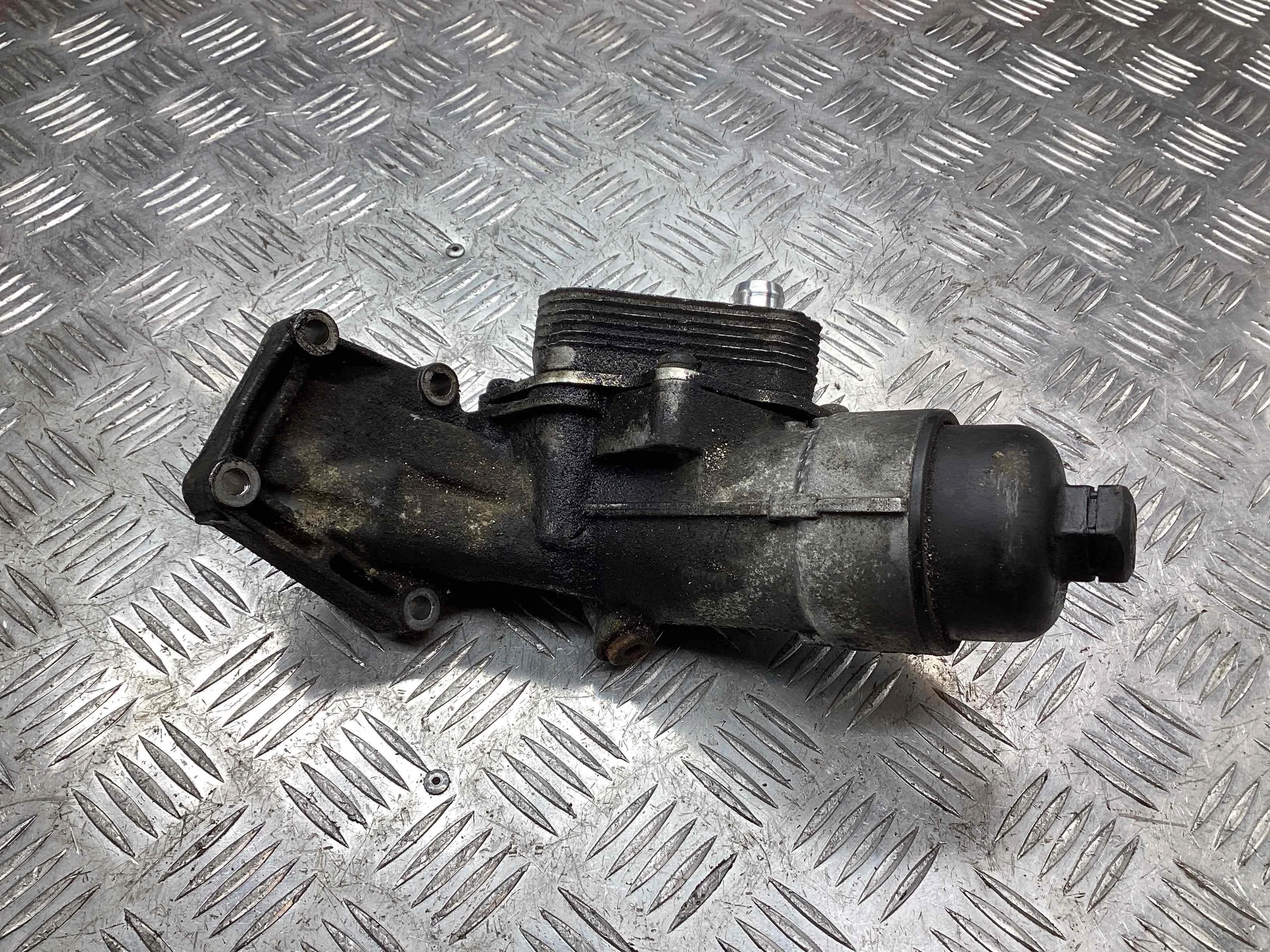 Корпус масляного фильтра Mercedes Vaneo 2002-2005  2003 1,7 Дизель МКПП 5ст. Фургон