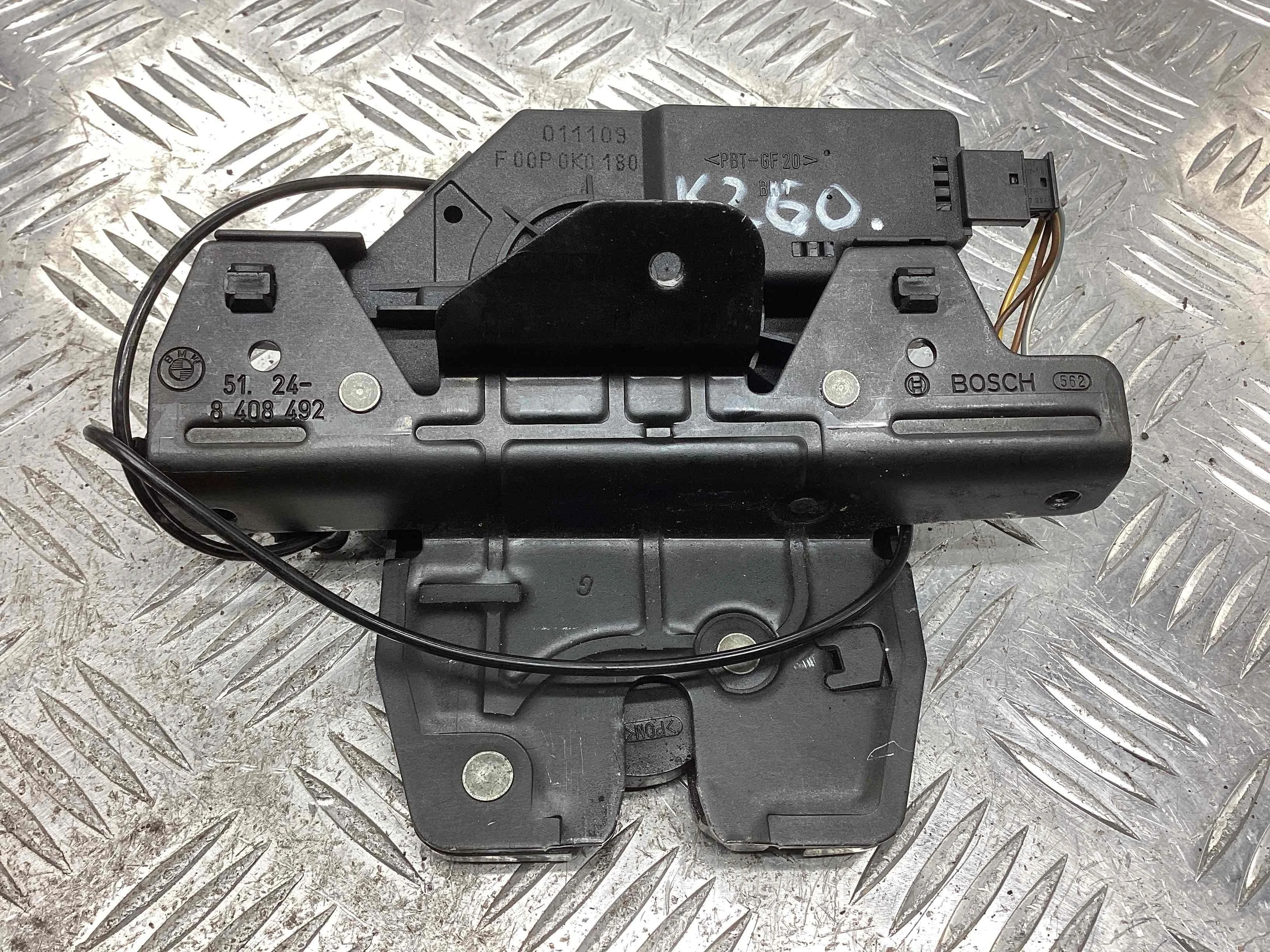 Замок багажника BMW X5 (E53) 1999-2003  2001 3,0 Дизель АКПП Внедорожник