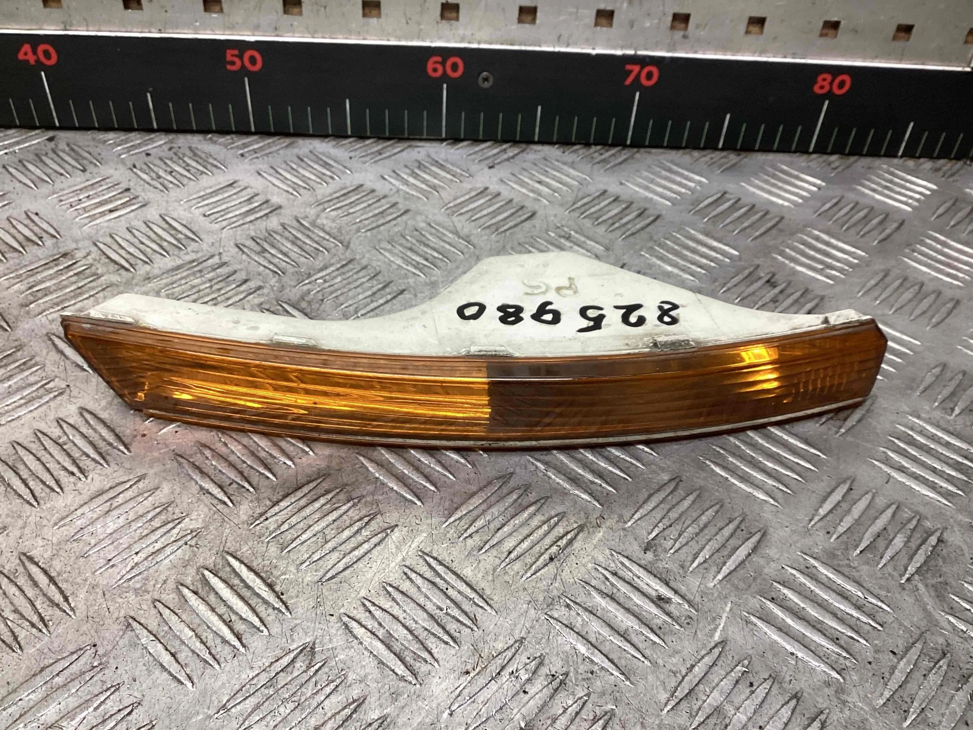 Поворотник правый Volkswagen Passat B6 (3C) 2005-2010 2008