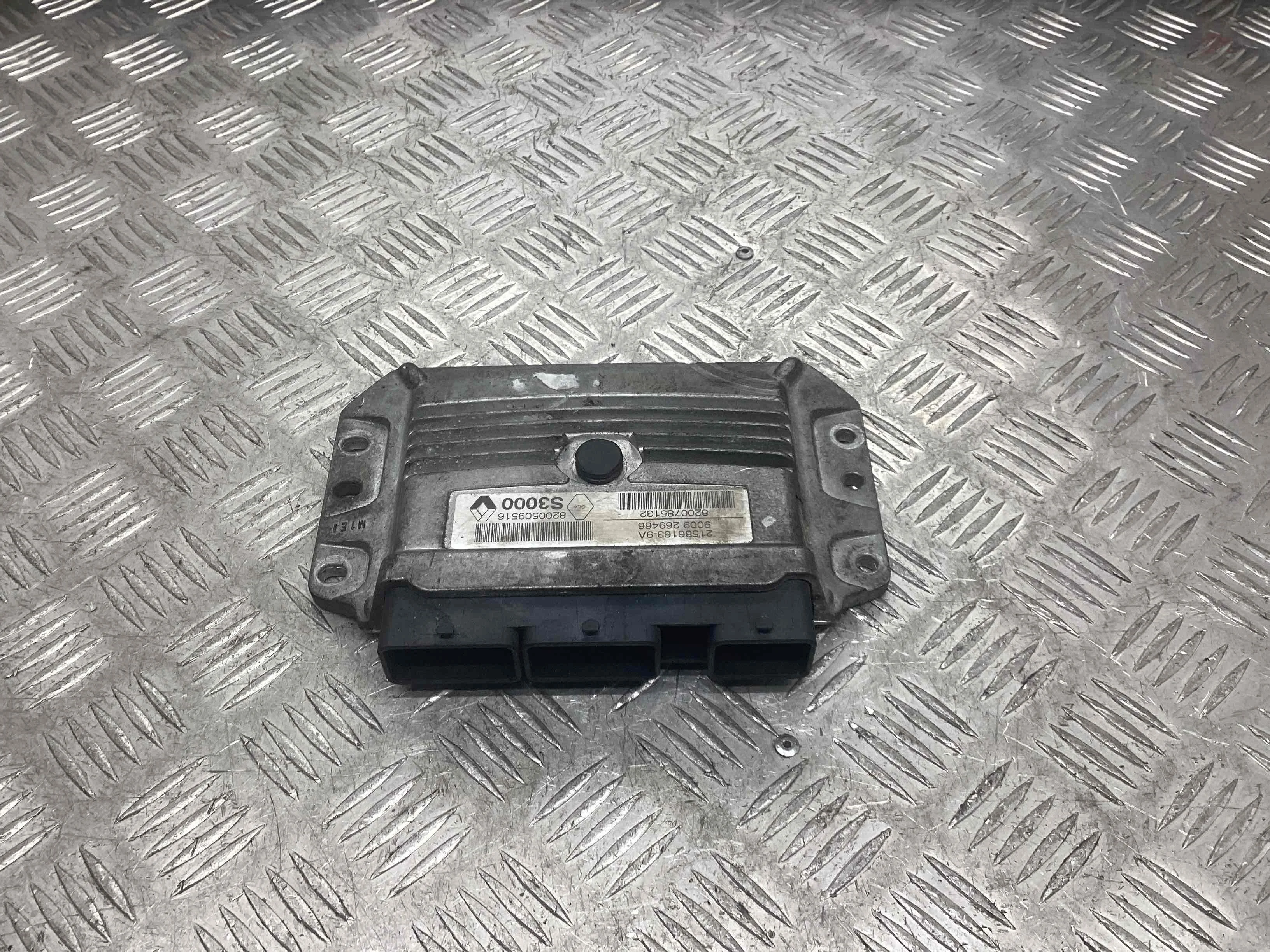 Блок управления двигателем Renault Scenic II (JM) 2006-2009 рестайлинг 2009 1,6 Бензин МКПП 6ст. Минивэн