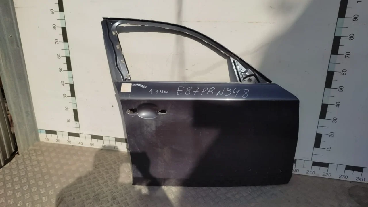 [Б/У] Дверь передняя правая BMW 1 E87 2004-2011 - вмятина посередине под вакуум [Незначительные дефекты] [Код: 00346004 ]
