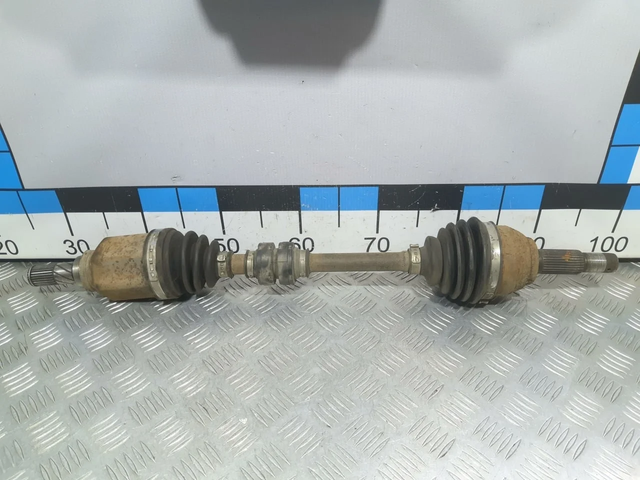 [Б/У] Полуось передняя левая Nissan Juke F15 [Код: 00514215 ]