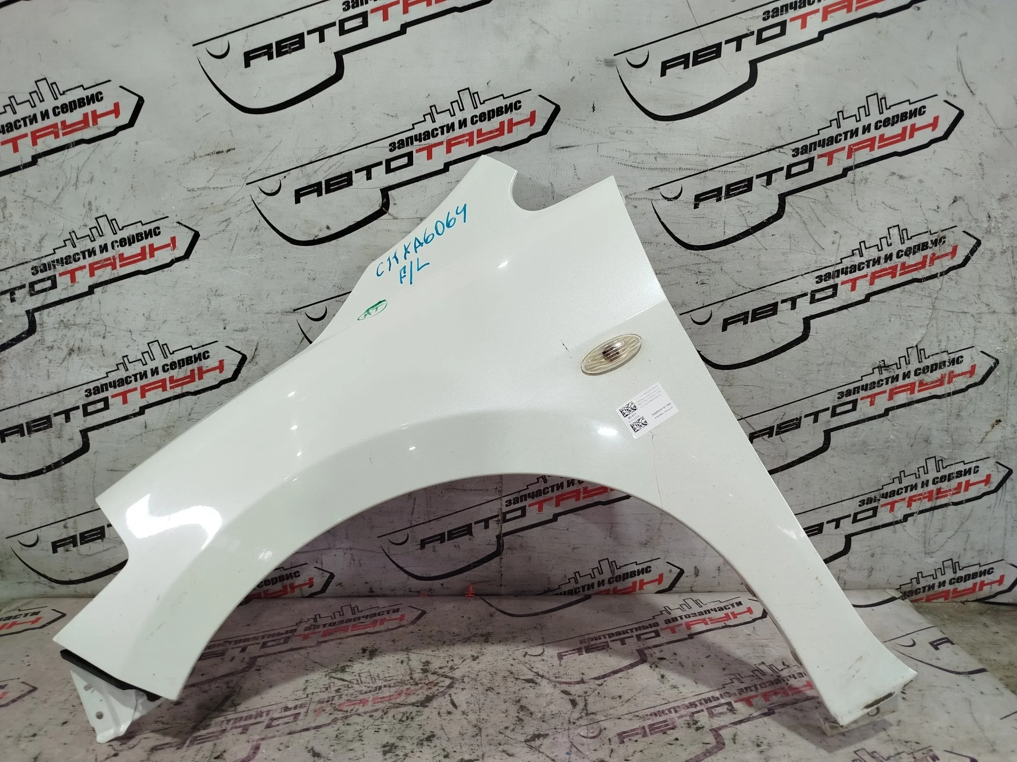 КРЫЛО NISSAN TIIDA TIIDA LATIO C11 JC11 NC11 SC11 SJC11 SNC11 63101ED030 ПЕРЕДНЕЕ ЛЕВОЕ белый, QX1 XA6064