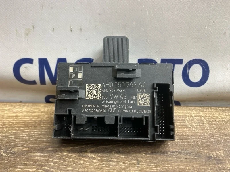 Блок управления двери Volkswagen Touareg 4H0959793AC NF 3.0 CGE, передний левый