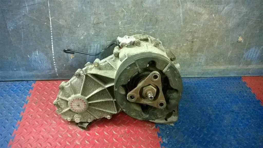 коробка раздаточная BMW X5 E53  M54B30 231 лс 3.0i