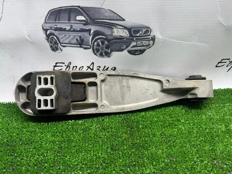 Подушка двигателя Volvo Xc90 2010 30680708 B6324S