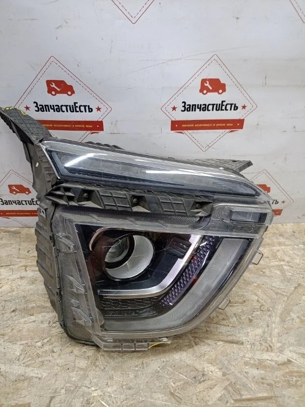 Фара правая Hyundai Creta 2020-нв 92102BW010 2