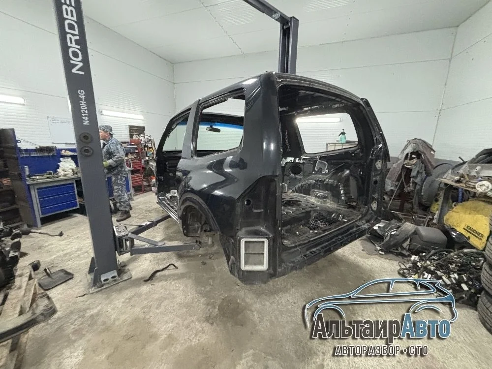 Кузов Mitsubishi Pajero III рестайлинг (2002—2006) Mitsubishi Pajero III рестайлинг (2002—2006) V63W MR485900