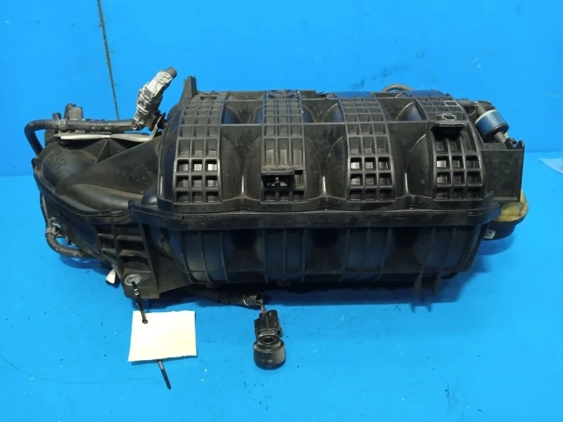 Коллектор впускной Toyota Camry XV55, XV50 2011-2017