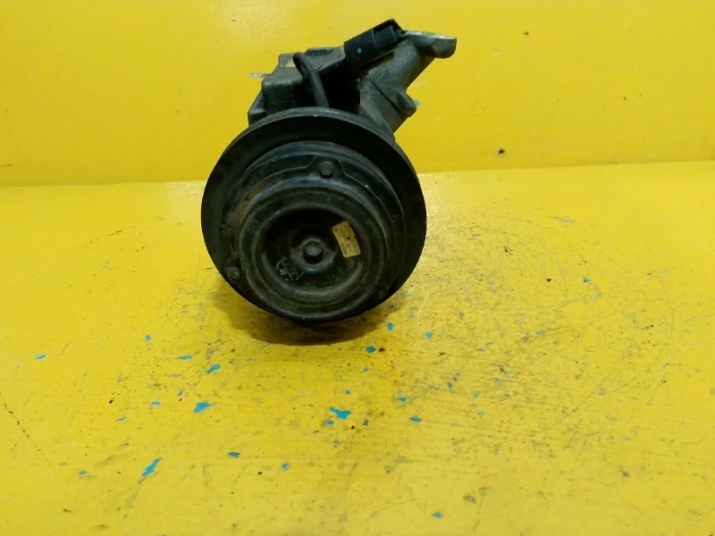 Компрессор кондиционера MITSUBISHI Pajero 3 2000-2006