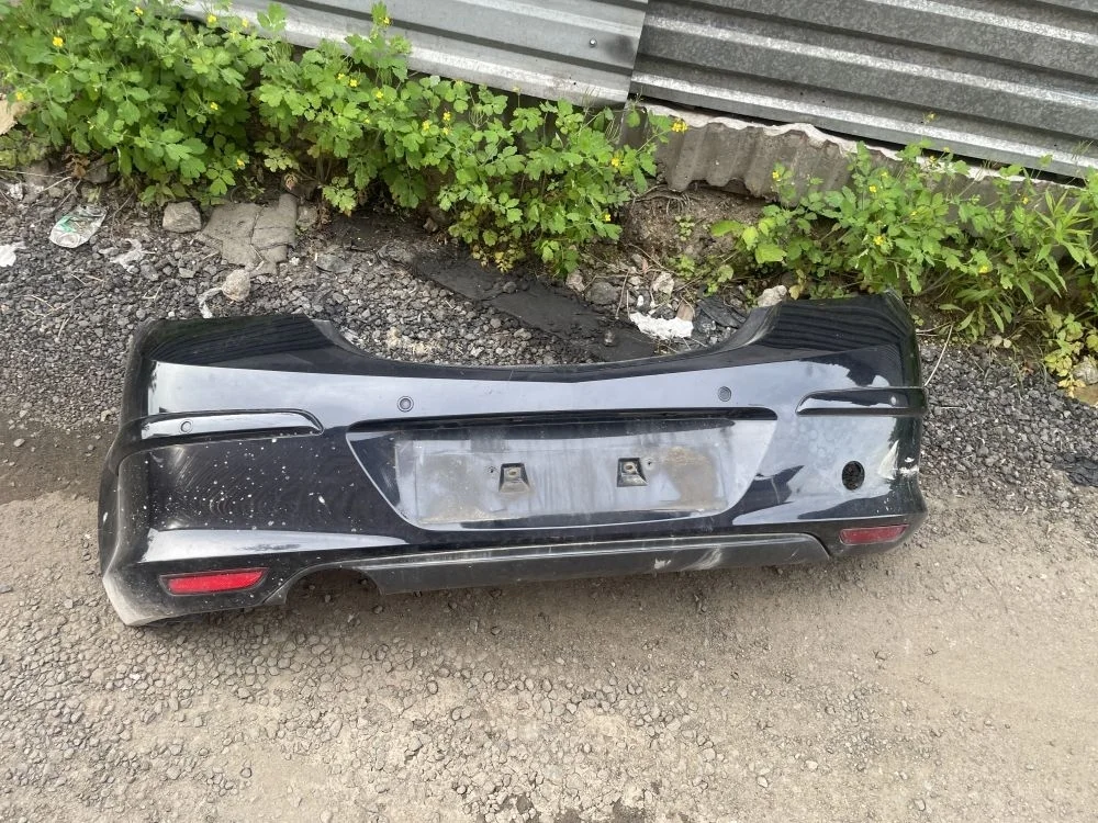 бампер задний opel astra H GTC