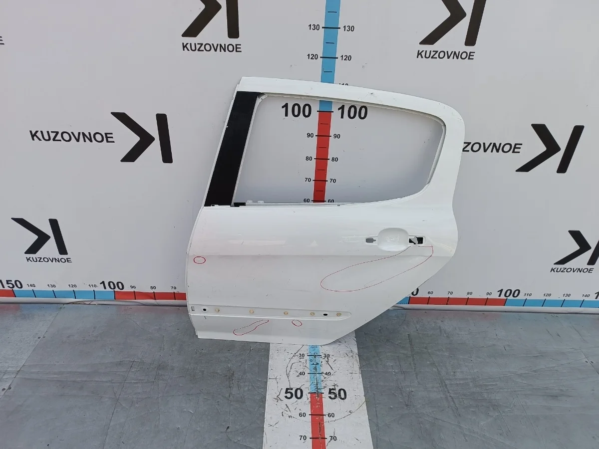 Дверь Peugeot 308 2007-2015