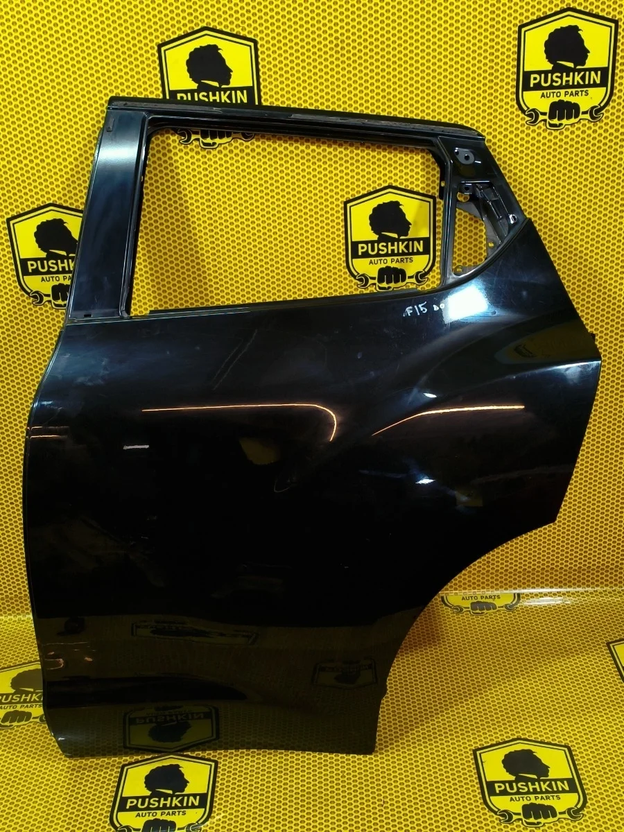 Дверь Nissan Juke 2011 F15