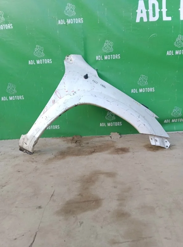 Крыло Toyota RAV4 2006-2012 30