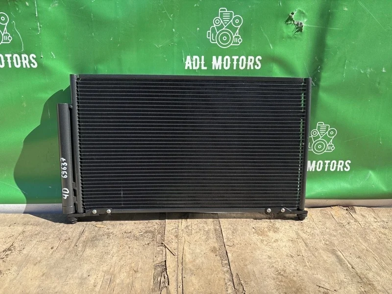 Радиатор кондиционера Honda Civic 8 2006-2011 4D