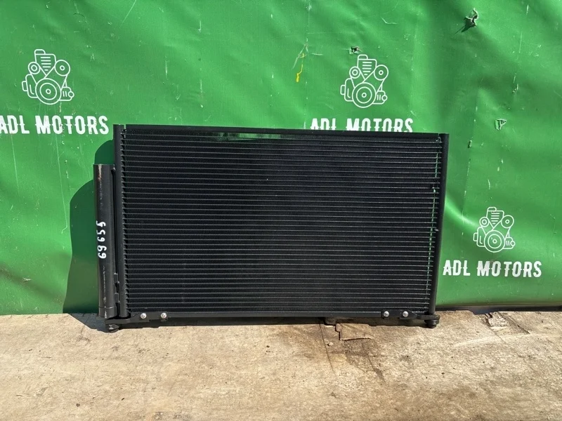 Радиатор кондиционера Honda Civic 8 2006-2011 4D