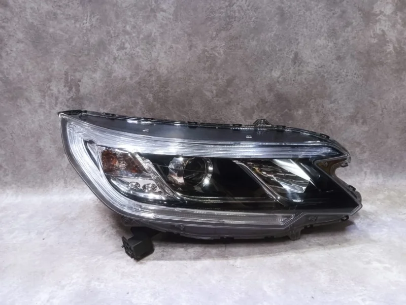 Фара передняя правая Honda Cr-V RM R20A9 2015