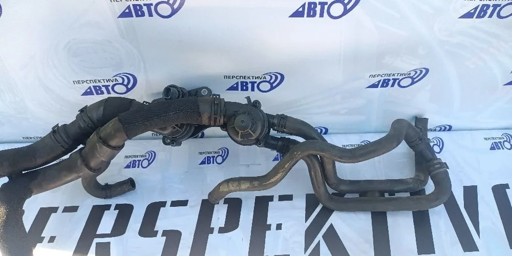 Корпус термостата Audi A1 8X (2010—2015) 03C121111T