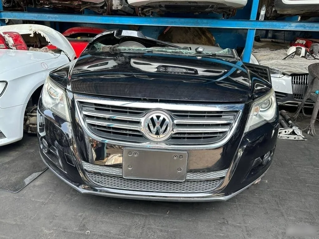Пepeдняя чаcть aвтoмoбиля нa Volkswagen Tiguan I (2007—2011)