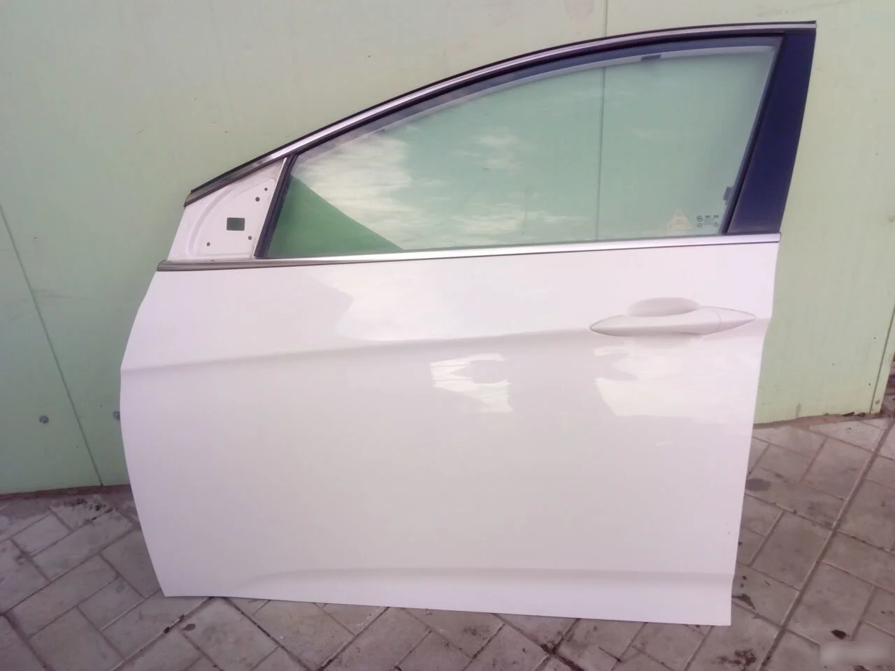 Дверь перед Hyundai i40 I (2011—2015) 760033Z000