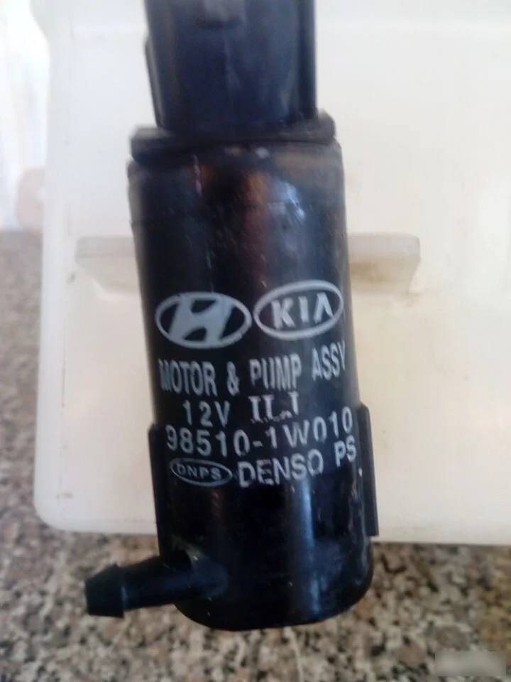 Насос омывате Hyundai i40 I (2011—2015) 98510-1W010