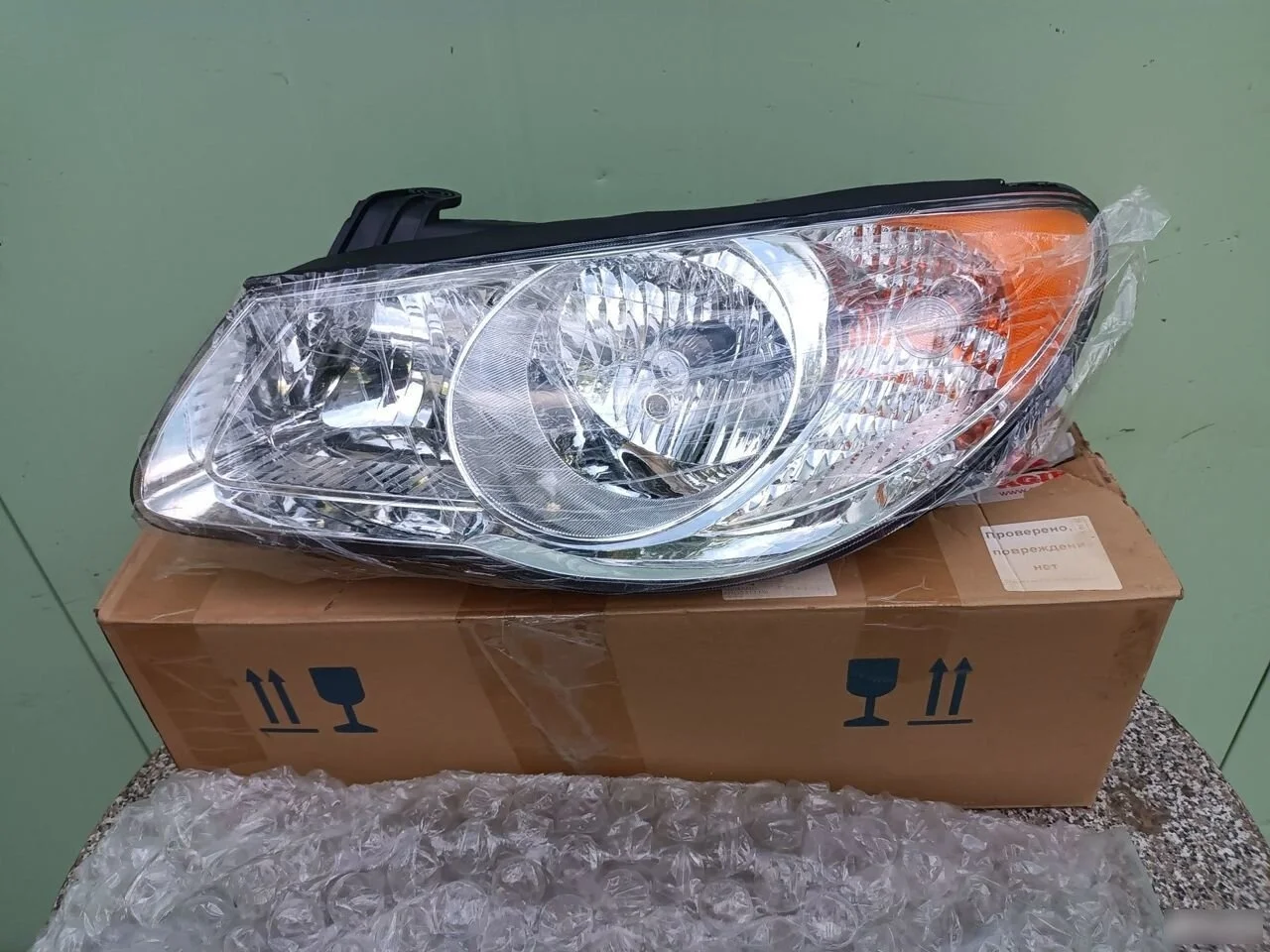 Фара лева Hyundai Elantra IV (2006—2011) 221-1143L-LD-EM