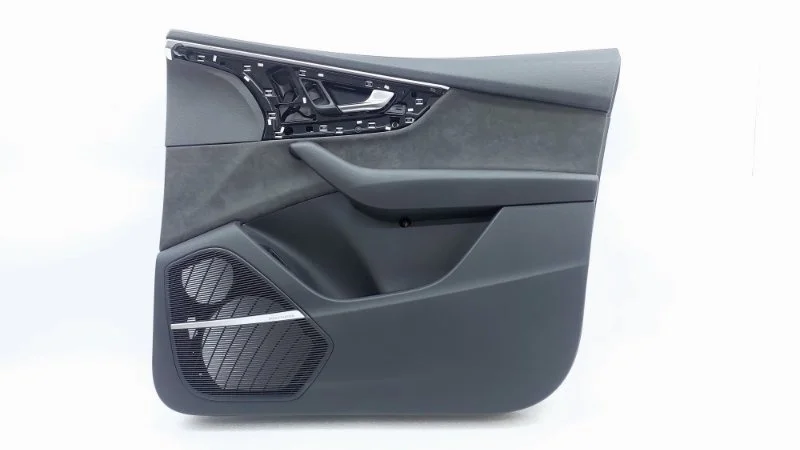Обшивка двери Audi SQ7 2022 4M