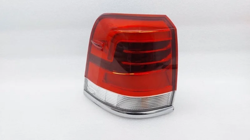 Фонарь Toyota Land Cruiser 2008