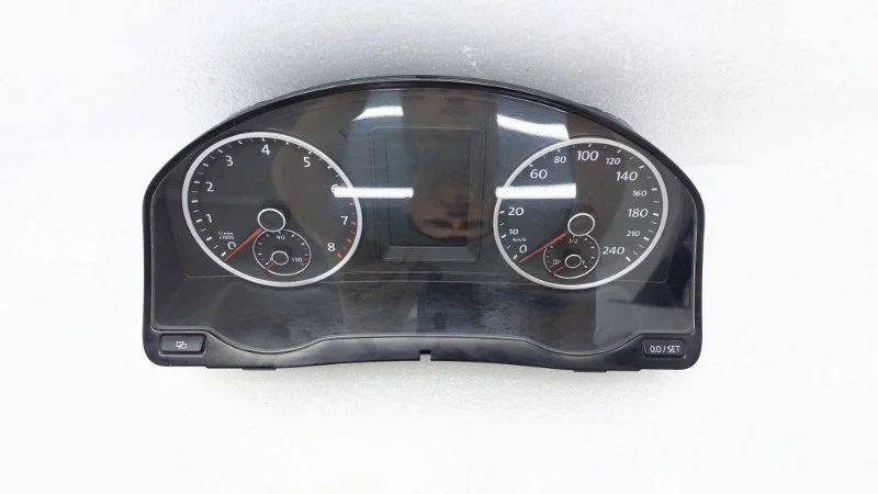 Панель приборов Volkswagen Tiguan 2010 5N1