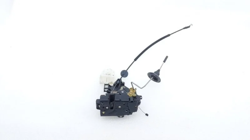 Замок двери Volkswagen Caddy 2004