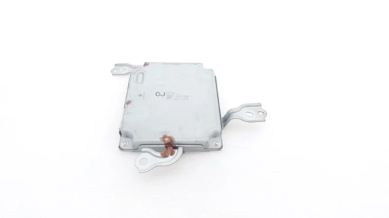 Блок управления парктроником Toyota Land Cruiser 2012 200