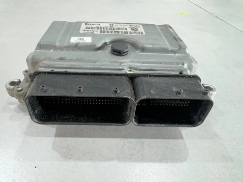 Блок управления двигателем Volvo S80