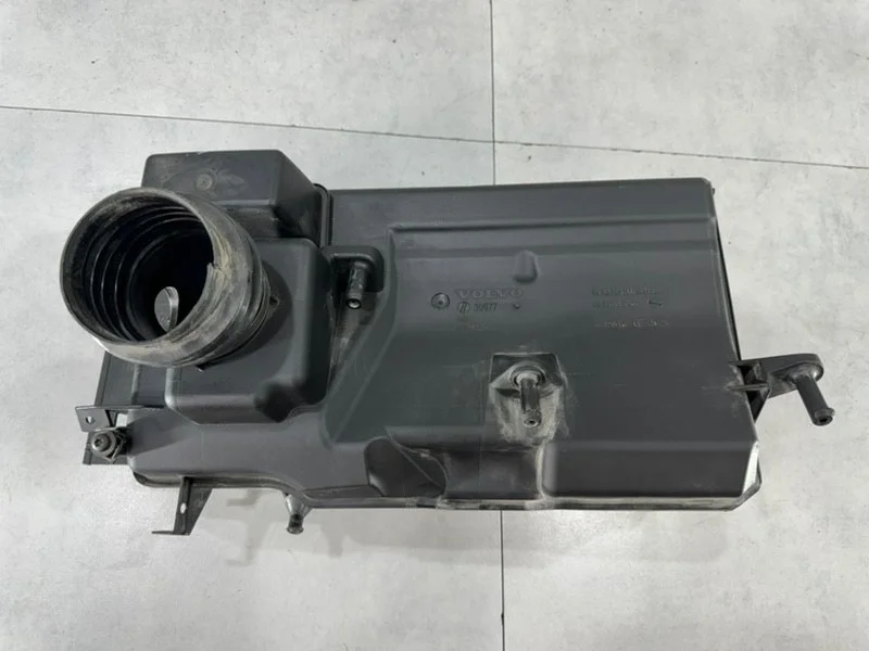 Корпус воздушного фильтра Volvo S40