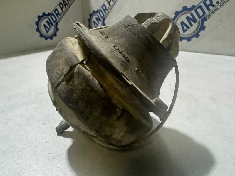Подушка двигателя Volvo S60