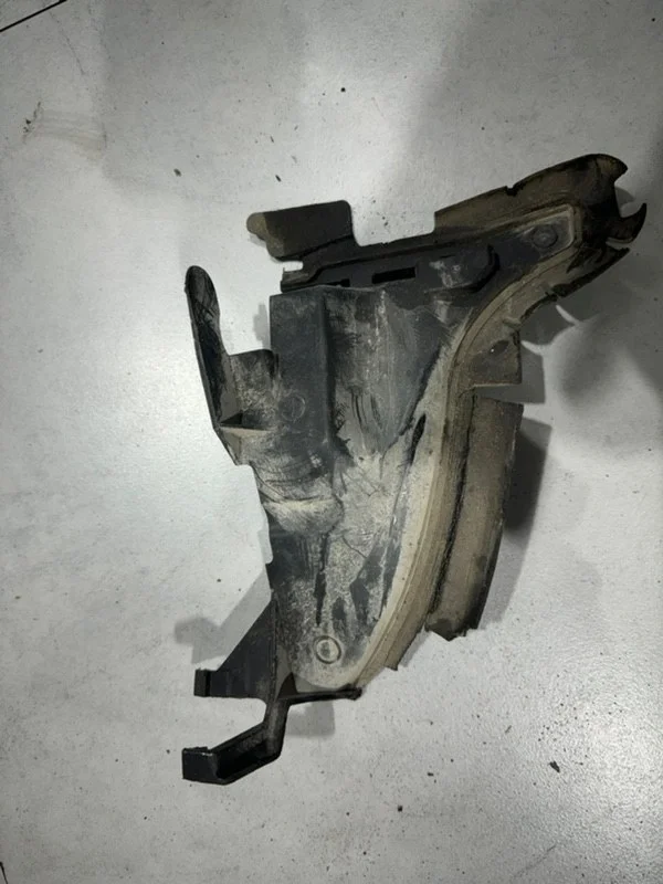 Дефлектор радиатора Volvo S80