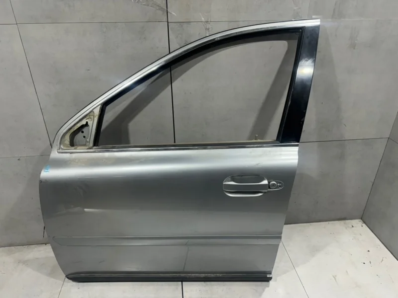 Дверь боковая Volvo XC90