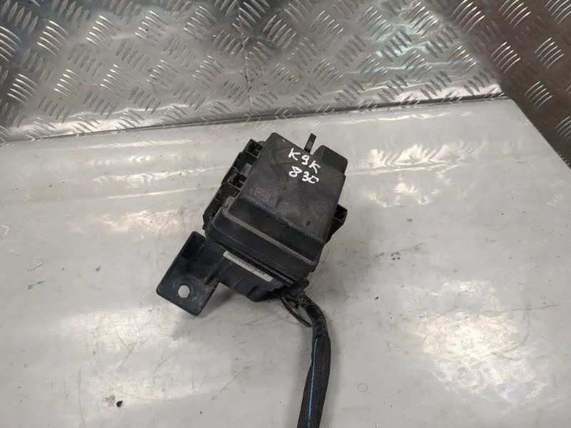 Блок предохранителей Renault Megane 3 K9K830 1.5