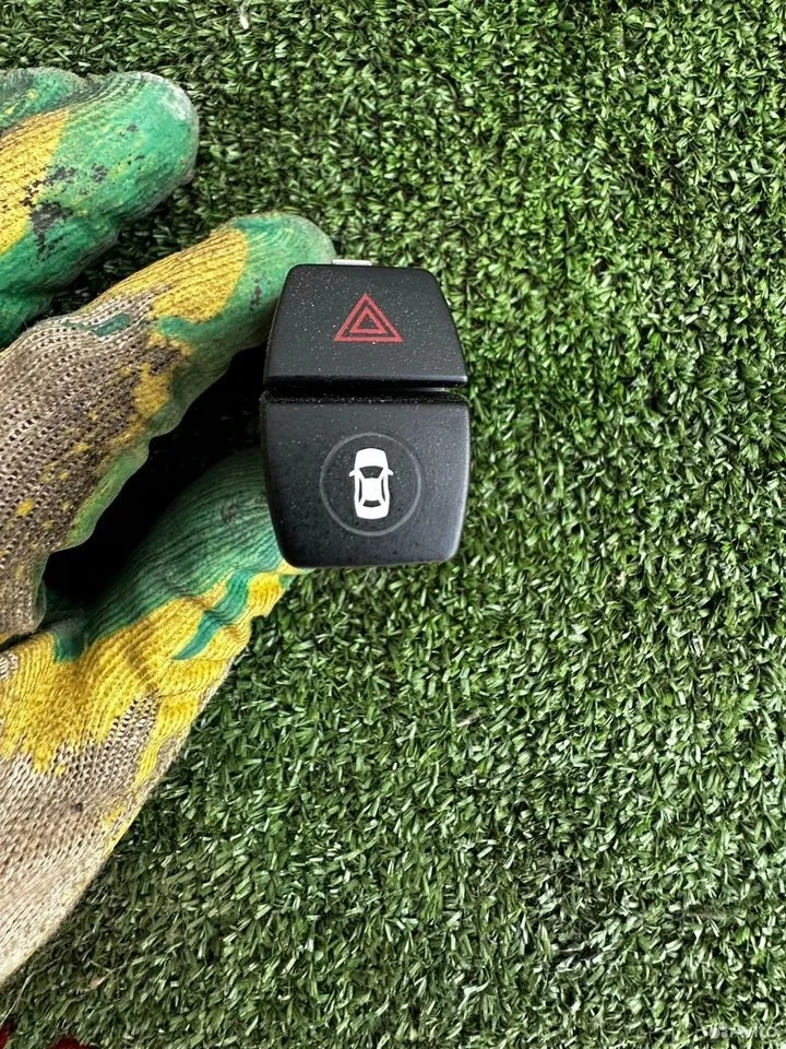 Кнопка аварийной сигнализации bmw f15 f16 f85 f86