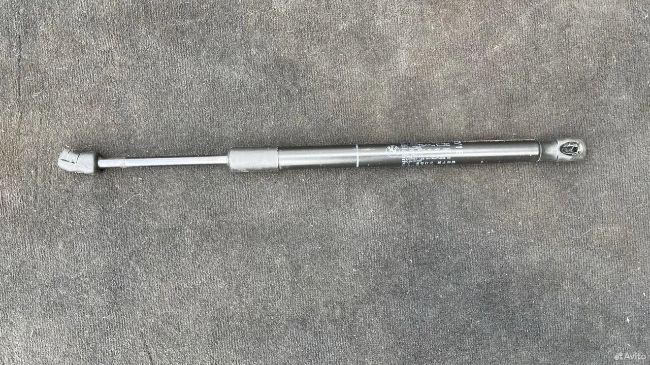 Амортизатор капота на bmw x5 f15 x6 f16