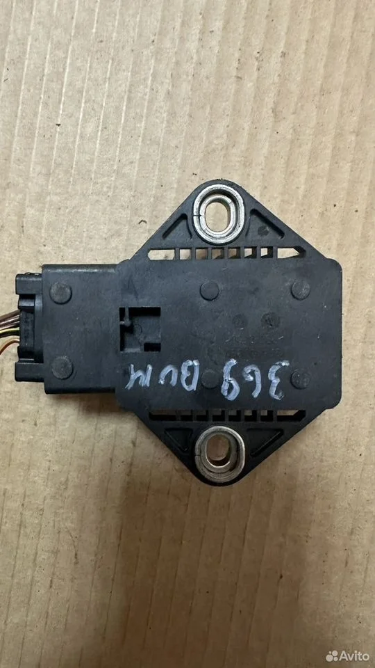 Датчик ускорения mercedes a0025426618