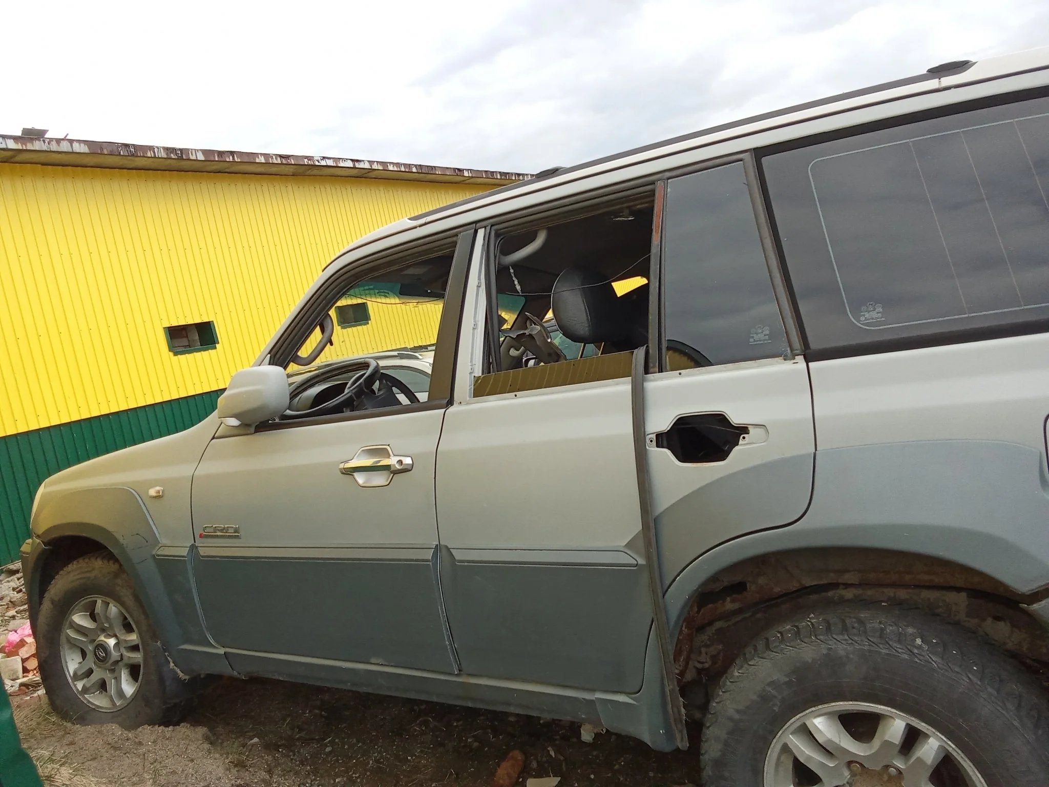 Дверь задняя правая Hyundai Terracan HP 2001-2007