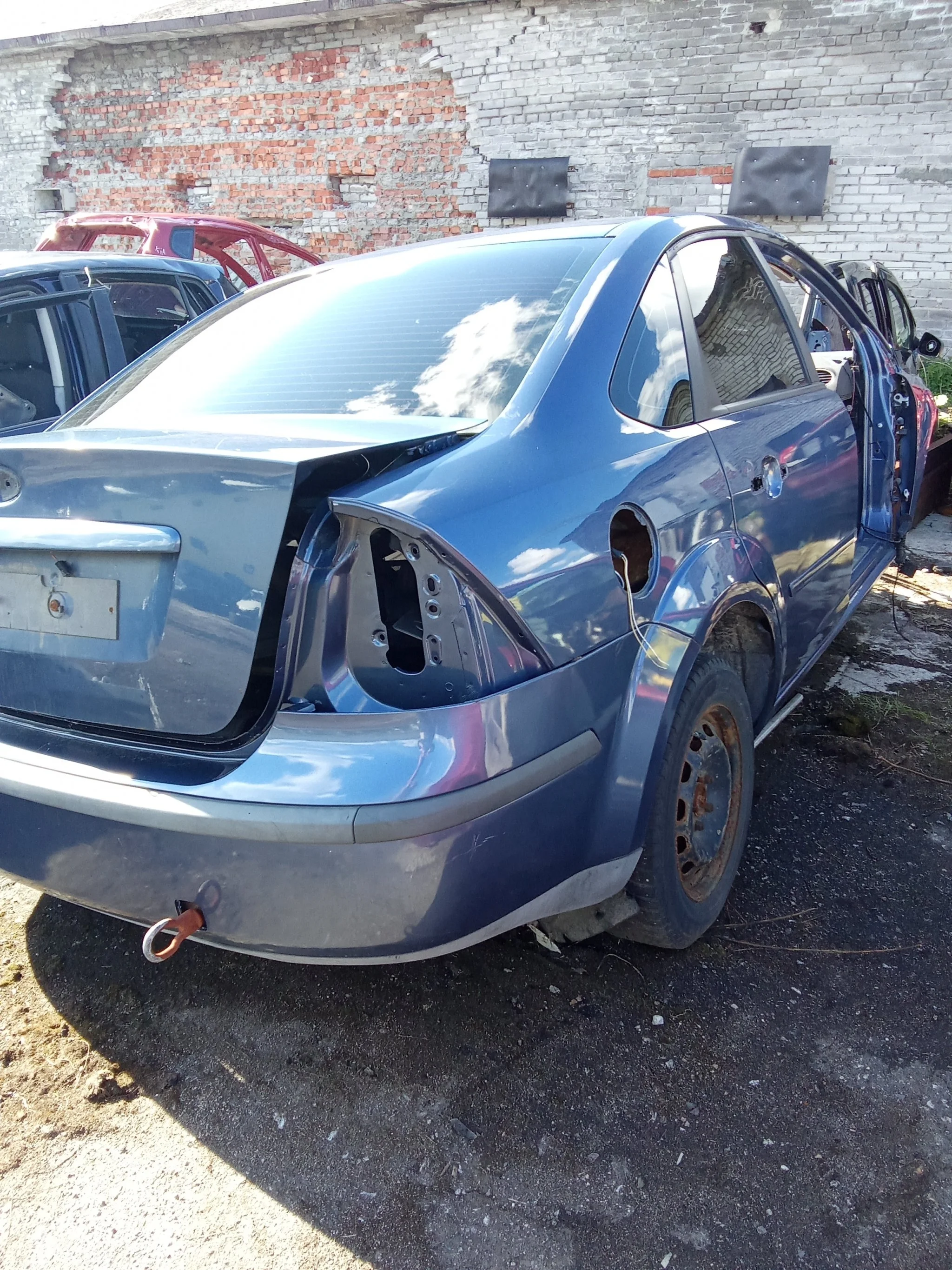 Крышка багажника Ford Focus II Седан (DA_) 2005-2011