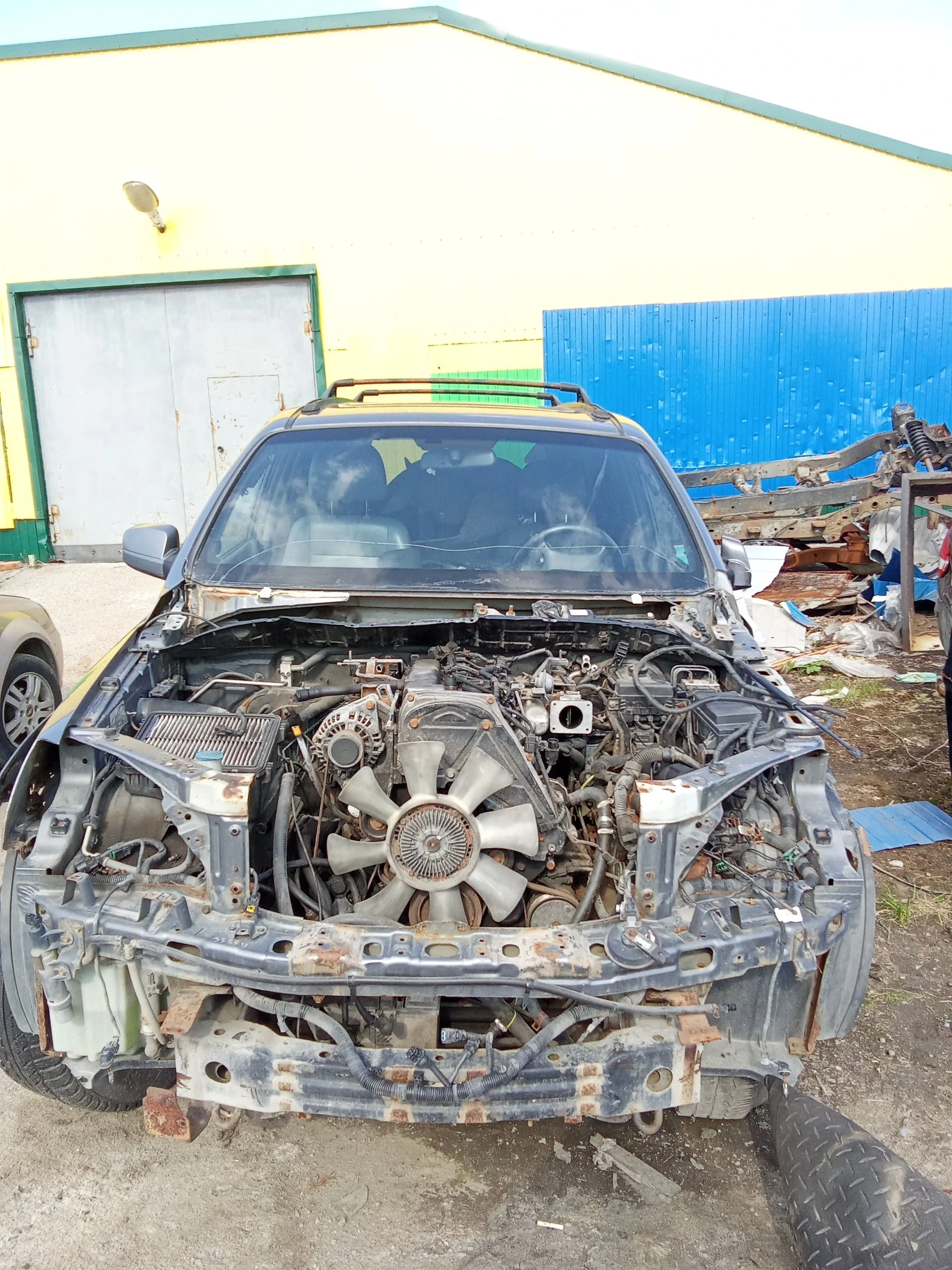 Усилитель переднего бампера Kia Sorento 1 BL 2002-2009
