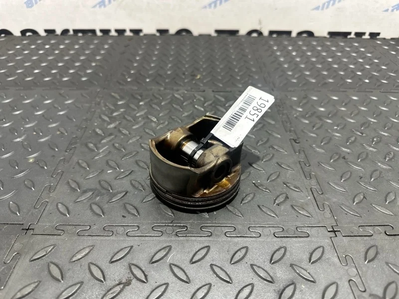 Поршень Bmw 11257506222 E66 M54B30