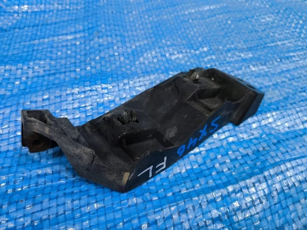 Б.у. крепление бампера перед SUZUKI SX4 YA11S SUZUKI SX4 YA11S