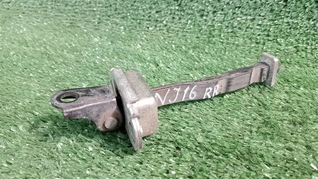 Б.у. ограничитель двери NISSAN QASHQAI J10 NISSAN QASHQAI J10