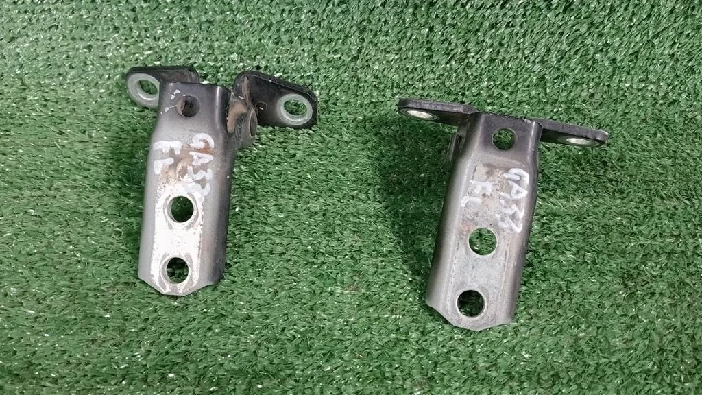Б.у. петля двери MITSUBISHI ASX GA3W MITSUBISHI ASX GA3W
