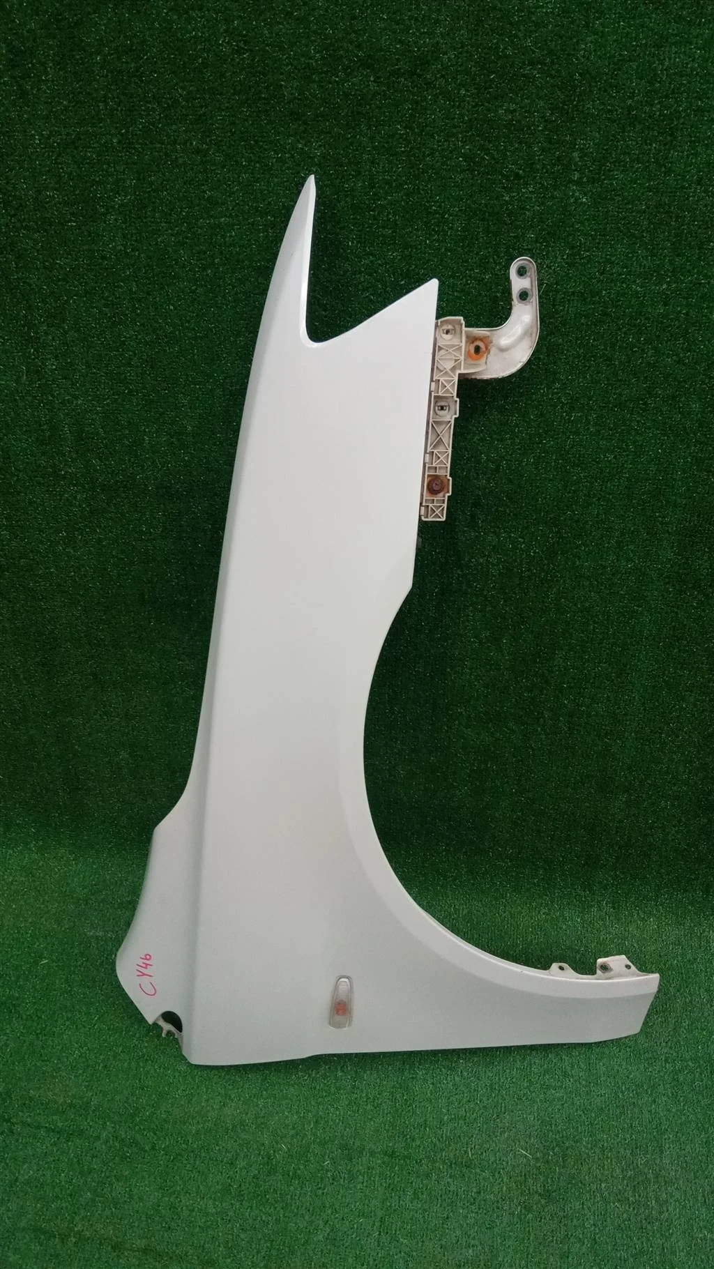 Б.у. крыло MITSUBISHI LANCER CY4A MITSUBISHI LANCER CY4A